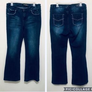 Celebrity pink dark wash jeans size 14